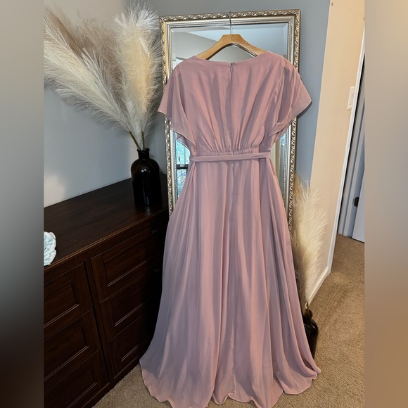 Dusty Rose A-Line Scoop Asymmetrical Bridesmaid Dress with Ruffle – Size 18 - Picture 4 of 10